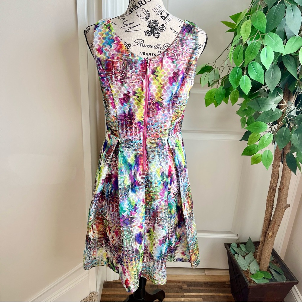 NY & Co Sleeveless Fit & Flare Art Print Dress Pink Sz 8P - Picture 10 of 16